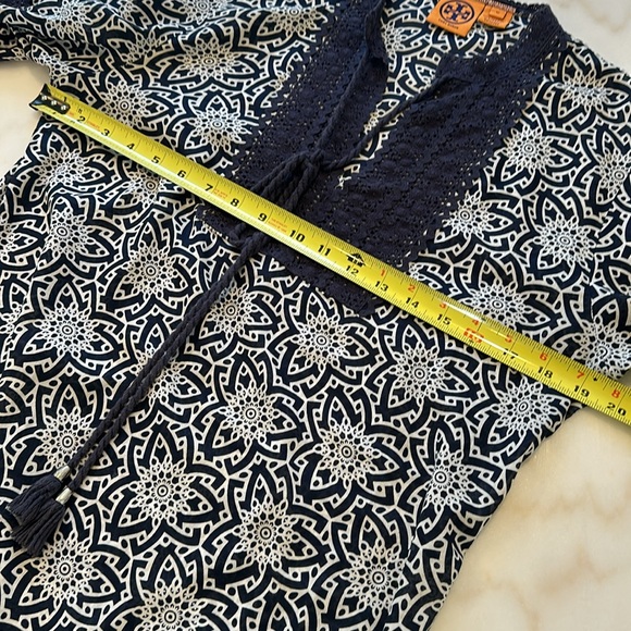 Tory Burch Black and White Blouse - Picture 14 of 16